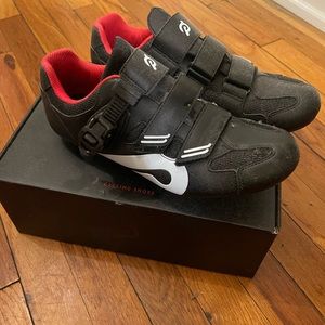 Peloton cycling shoes size 41